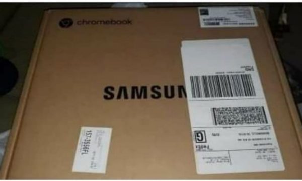 Samsung Chromebook 4 HOT Price DROP Holiday Deal!