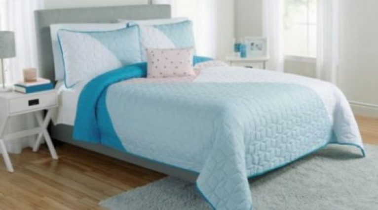 Bedding Set On Clearance!