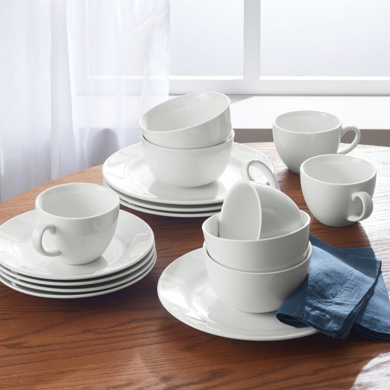 Better Homes Gardens 16 Piece Porcelain Dinnerware Set Only 2 50   Dinningset 788x788 