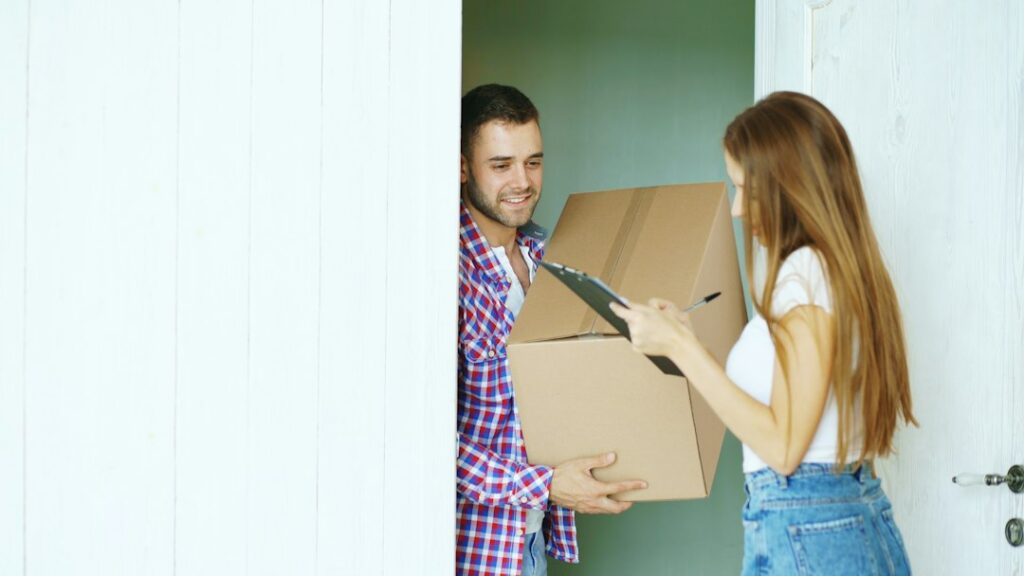 Parcel delivery to a customer