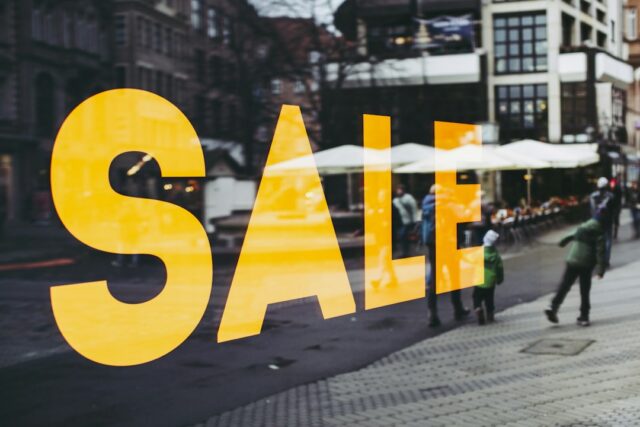 Clearance savings guide photo