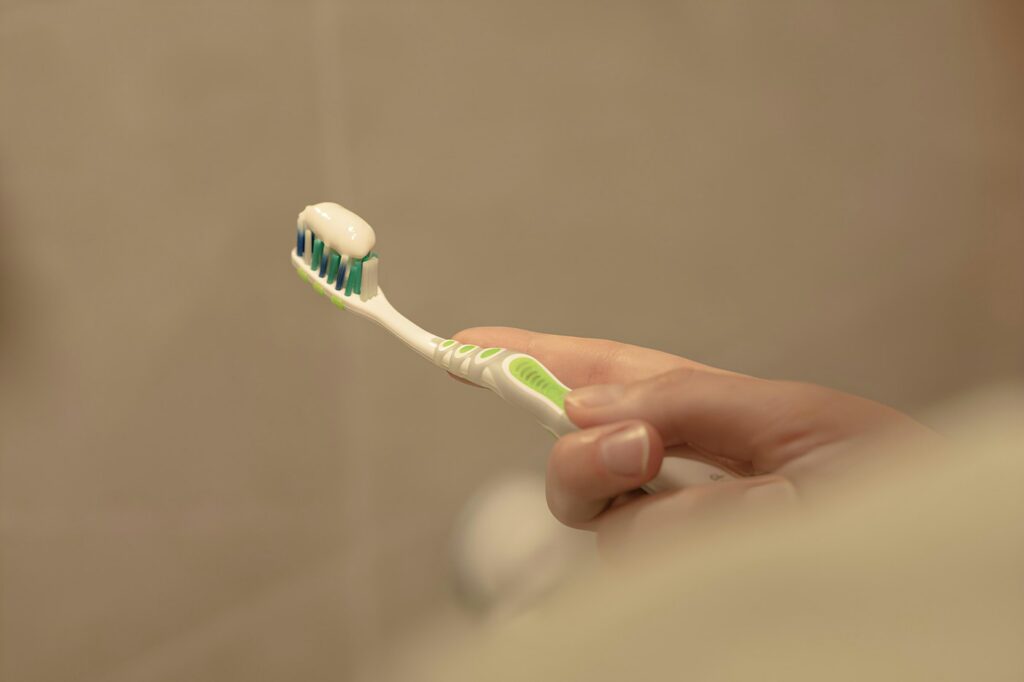 Close-up of a toothbrush, illustrating the product category rather than a compatibility claim