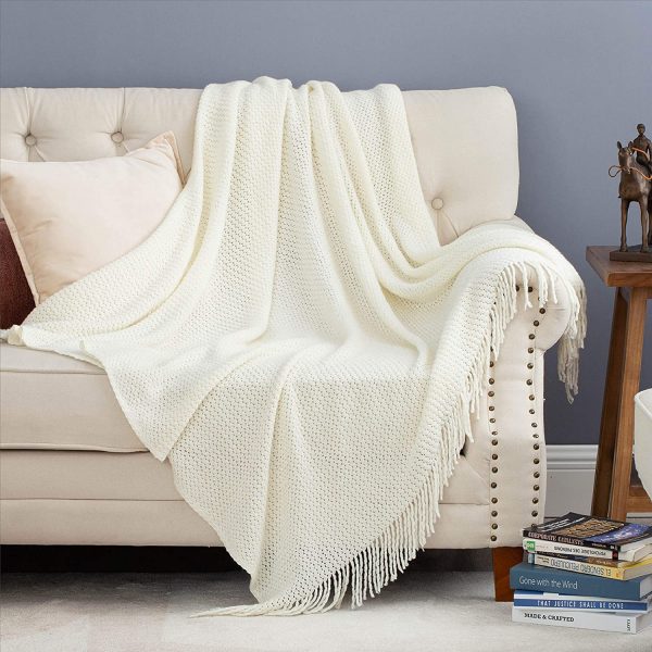 Bedsure Off White Throw Blanket Price Drop With Code on Amazon!