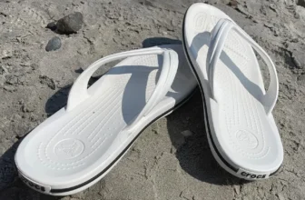 Crocs Unisex Crocband Flip Thong Sandals