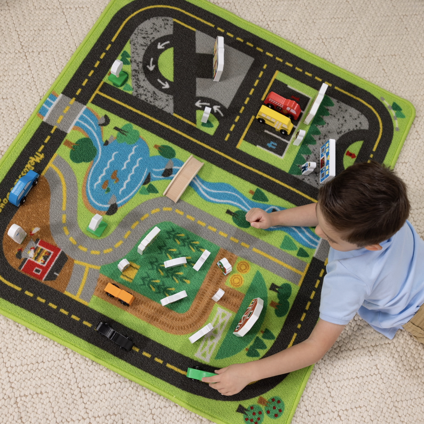 Melissa & Doug Create a Town Activity Rug Play Set