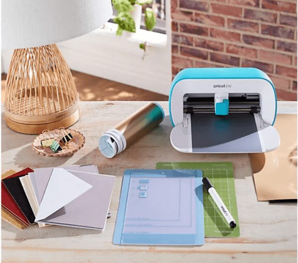 Screenshot 2020 10 19 Cricut Joy Smart Cutting Machine 17 pc Accessory Kit QVC com