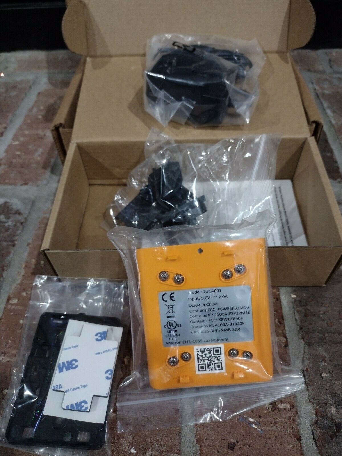 Amazon Monitron Starter Kit, an end-to-end system for equipment monitoring