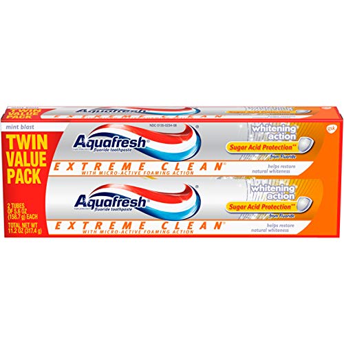 Aquafresh Extreme Clean, Whitening Action, Fluoride Toothpaste for Cavity Protection, Twinpack, 11.2 Ounce - AMAZON DEAL!