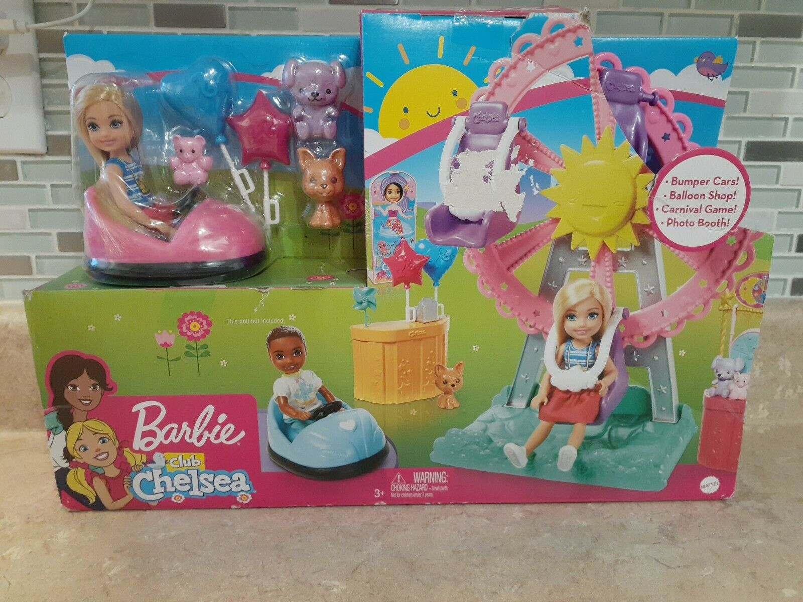 Barbie Club Chelsea Doll and Carnival Playset *New*