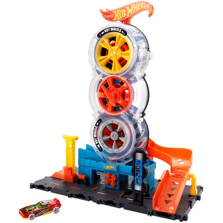 Hot Wheels City Super Twist Tire Shop Playset, Gift for Kids 4 to 8 Years Old