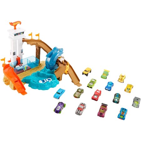 Hot Wheels Sharkport Showdown Giant Trackset with 18 Cars