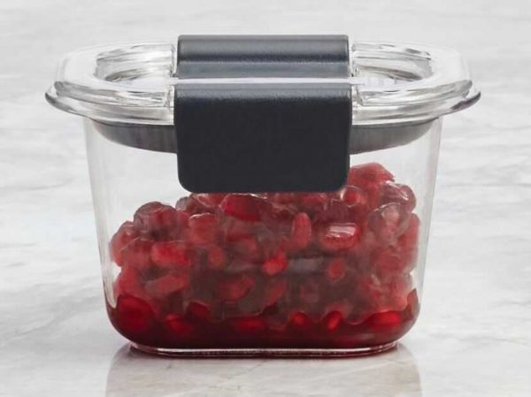 FREE Rubbermaid 2 Pack Food Storage Containers at Target!!!