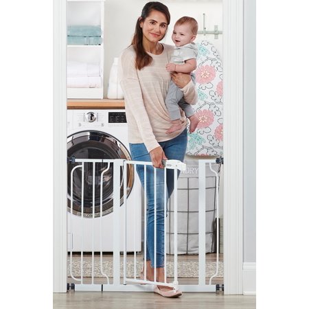 Regalo Easy Step 38.5-inch Extra Wide Walk Thru Baby Gate HOT DEAL AT WALMART!