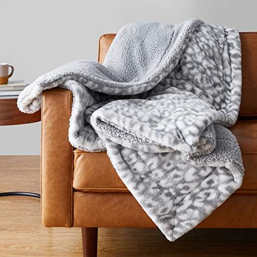 Amazon Basics Fuzzy Faux Fur Sherpa Throw Blanket, 50