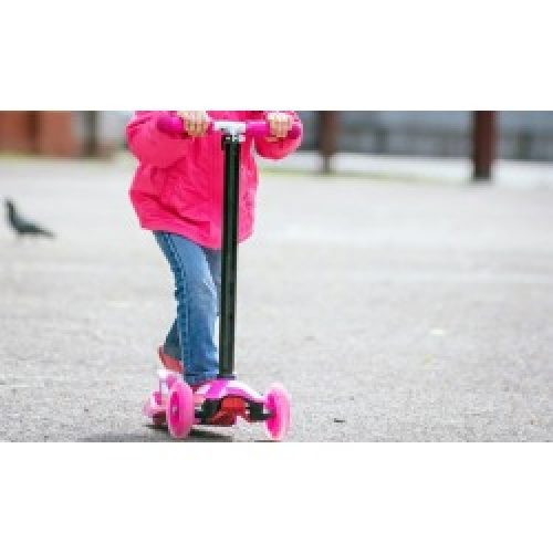 Lil Rider Kids Kick Scooter with LED Light-Up Wheels in Pink
