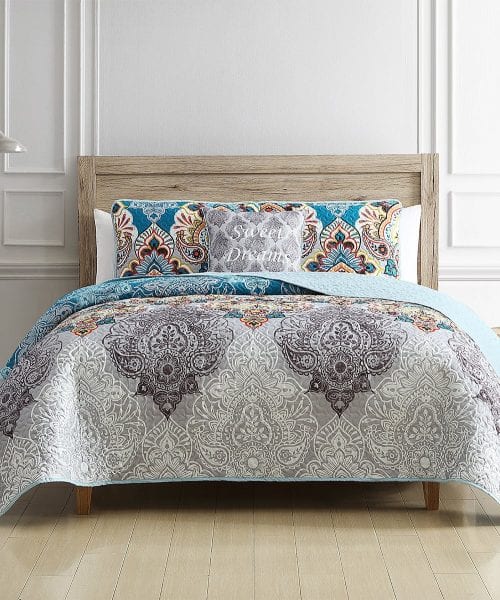 Zulily Deal! One Day Only 4 Piece Quilt Sets JUST $24.99!